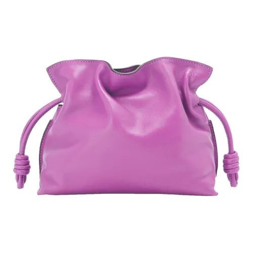 LOEWE Сумки через плечо Женские