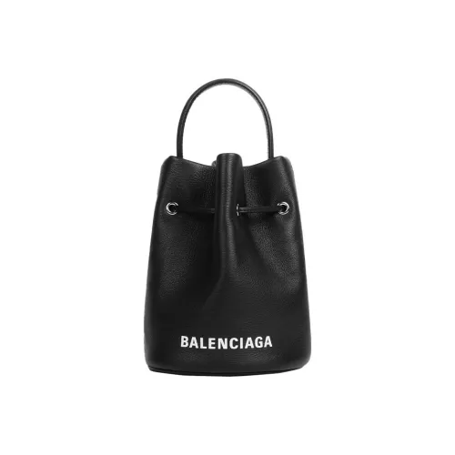 BALENCIAGA Сумки Женские