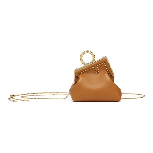 Fendi First Сумки через плечо Женские