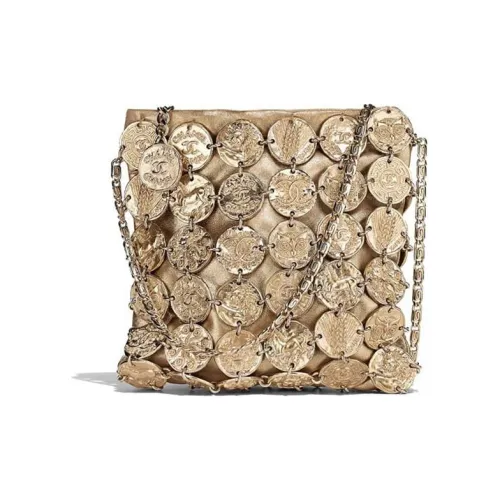 CHANEL Сумки через плечо Женские