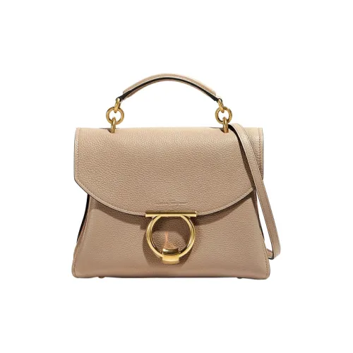 FERRAGAMO GANCINI Естественный GRAIN LEATHER с коровьей кожей Сумка Мини Женская Бежевая