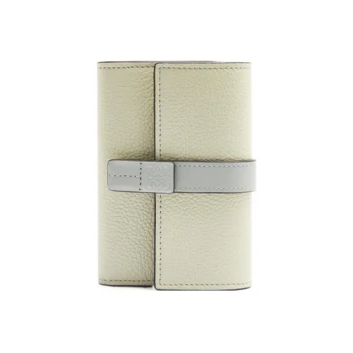 LOEWE Женские кошельки