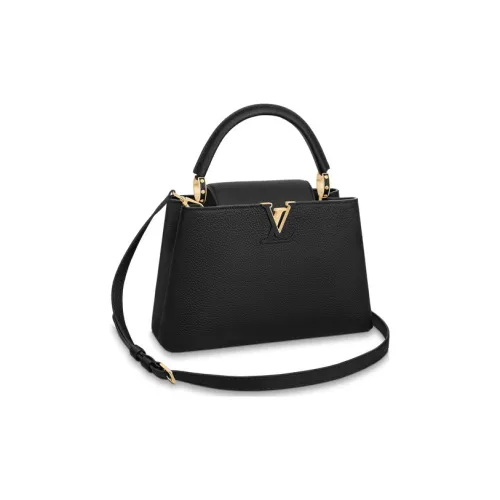 LOUIS VUITTON Capucines Taurillon Коровья кожа Capison Сумка через плечо Средняя Женская Черная