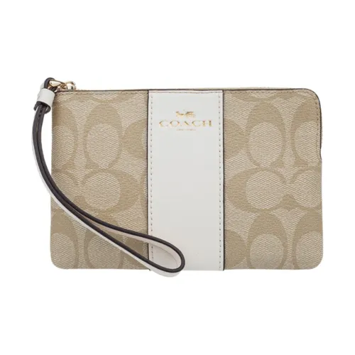COACH Corner Zip Клатчи Женские