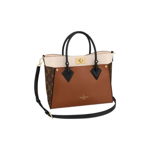 LOUIS VUITTON On My Side Сумки Женские