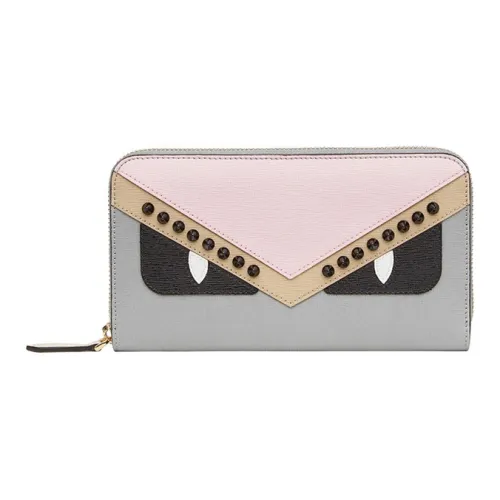 FENDI Женские кошельки