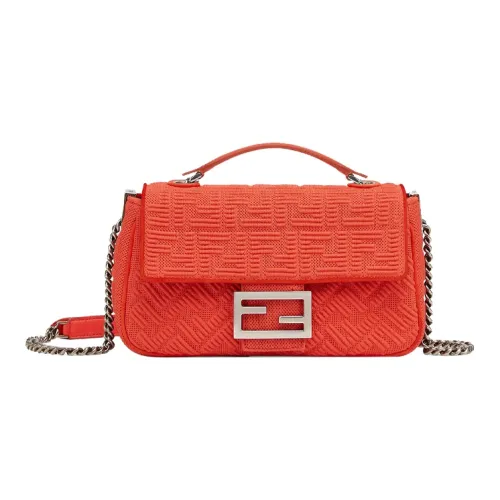 FENDI Baguette Сумки-клатчи Женские