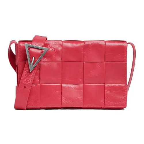 Bottega Veneta CASSETTE Сумки через плечо Женские