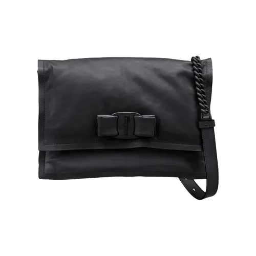 FERRAGAMO Коровья кожа Подушка Сумка Сумка через плечо Сумка на плечо Женская Черная