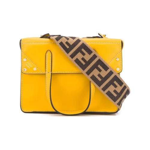 FENDI Коровья кожа Сумка на плечо Тоут Женская Желтая