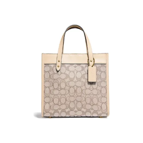 COACH Field Клатчи Женские