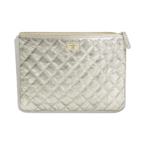 CHANEL 2,55 Сумки-клатчи Женские