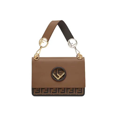 FENDI Kan I Коровья кожа Сумка через плечо сумка через плечо Женская Шоколад