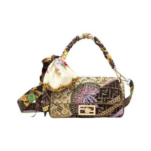 FENDI Сумки Женские