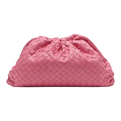 Bottega Veneta Клатчи Женские