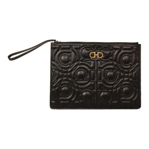 FERRAGAMO Клатч из коровьей кожи женский черный