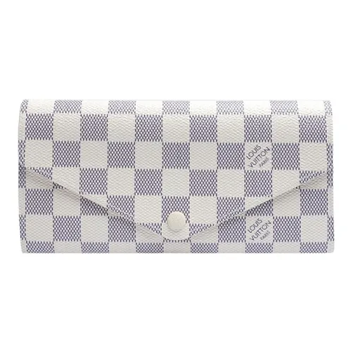 LOUIS VUITTON Женские кошельки