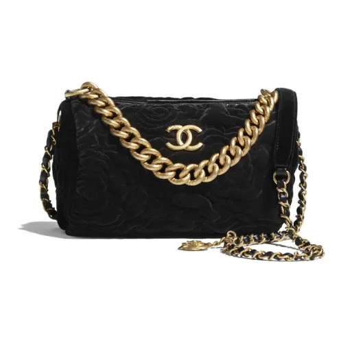 CHANEL Сумки через плечо Женские