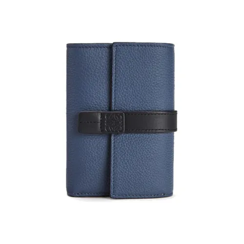 LOEWE Женские кошельки