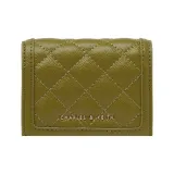 Авокадо зеленого цвета