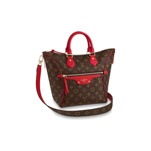 LOUIS VUITTON Сумки Женские