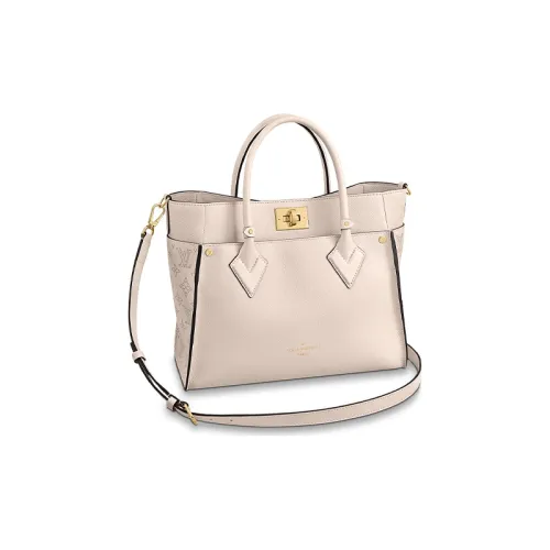 LOUIS VUITTON On My Side Сумки Женские