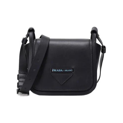 PRADA Сумки через плечо Женские