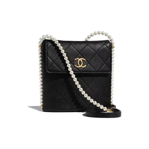 CHANEL Gabrielle Сумки через плечо Женские