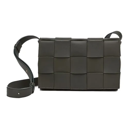 Bottega Veneta Cassette Sheepskin Pillow Bag Shoulder Bag Waffle Bag Crossbody Bag Women's Field Green