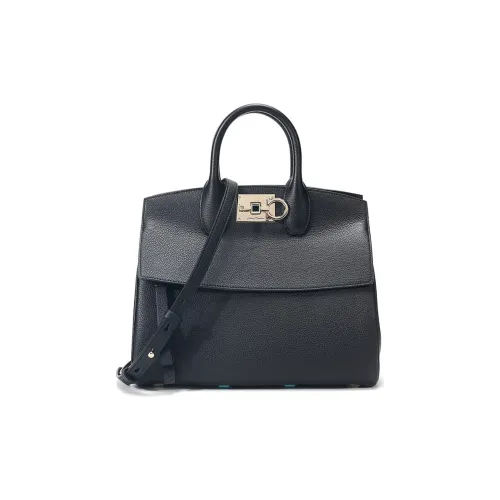 FERRAGAMO THE STUDIO Series Сумка через плечо из коровьей кожи сумка для женщин черная