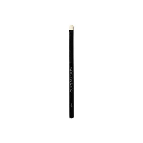 ADDICTION Eye Shadow Brush Details Brush #D 01