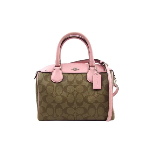 COACH Bennett Клатчи Женские