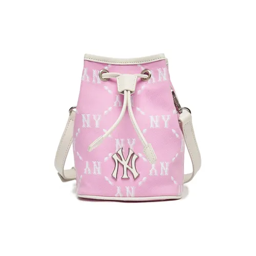 MLB Monogram В избранном Сумки кросс-боди Розовый Унисекс