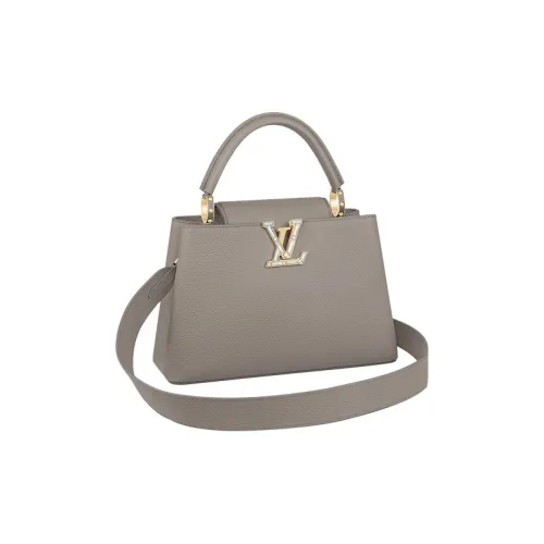 LOUIS VUITTON Capucines Taurillon GRAIN LEATHER Капусин Через плечо Тоут Сумка На одно плечо Средний Женский Бежевый