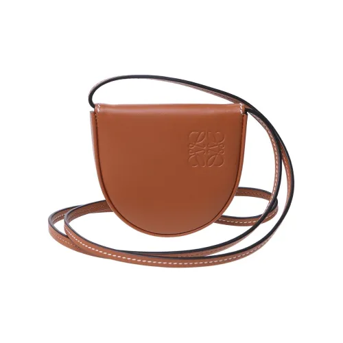 LOEWE Каблук Сумки через плечо Женские