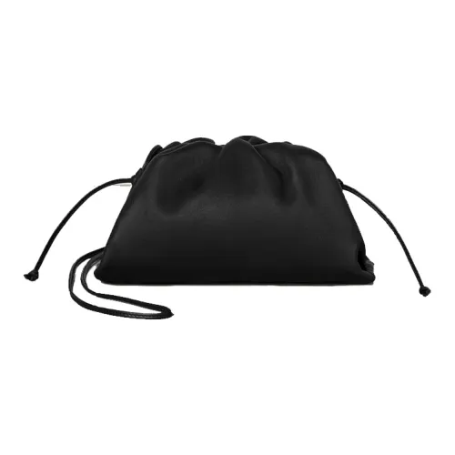 Bottega Veneta Рюкзак из коровьей кожи клатч мини женский черный