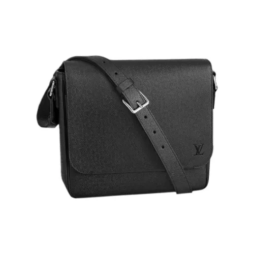 LOUIS VUITTON Роман TAÏGA Кожаная Сумка-Сумка Сумка через плечо Маленькая Мужская Черная