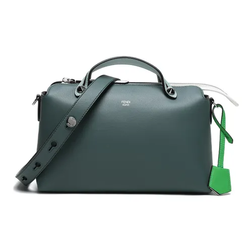 FENDI Сумки Женские