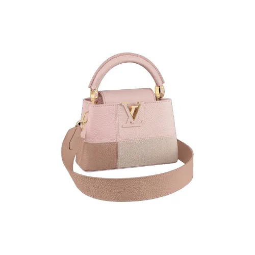 LOUIS VUITTON Capucines Кожа Capison Сумка через плечо Мини Женская