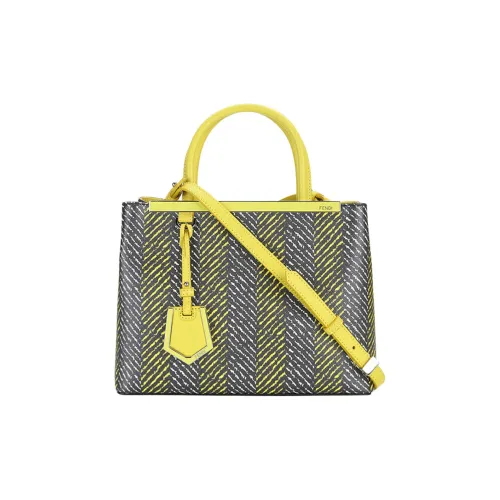 FENDI Сумки Женские