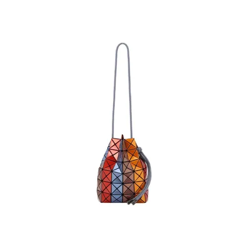 ISSEY MIYAKE Prism Сумки через плечо Женские
