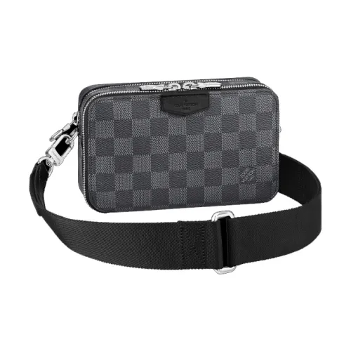 LOUIS VUITTON Сумка клатч из коровьей кожи мужская черная