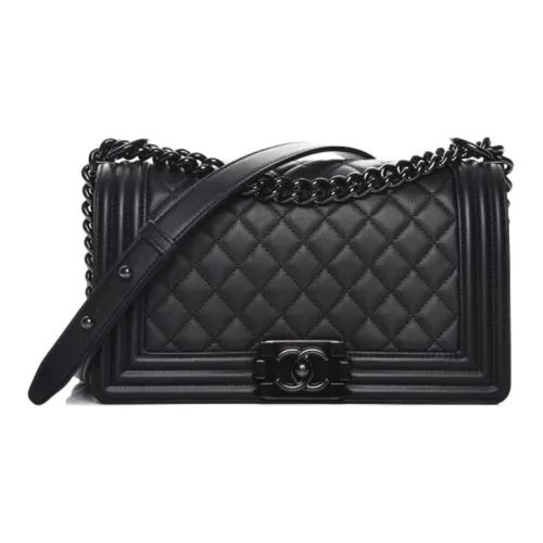 CHANEL Leboy Сумки через плечо Женские