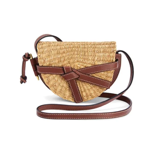 LOEWE Gate Сумки через плечо Женские