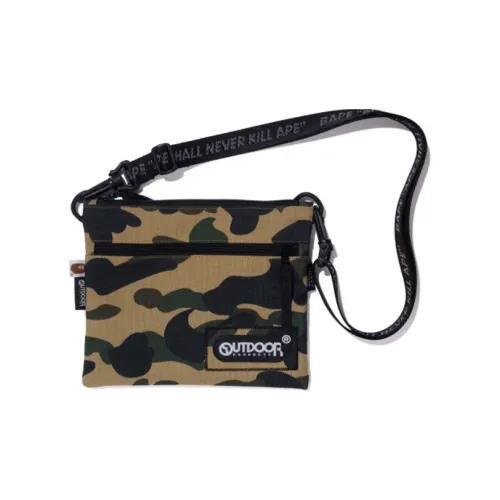 A BATHING APE Сумки кросс-боди Унисекс
