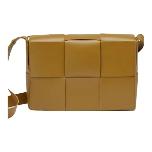 Bottega Veneta Сумка через плечо из коровьей кожи Мужская Горчичный