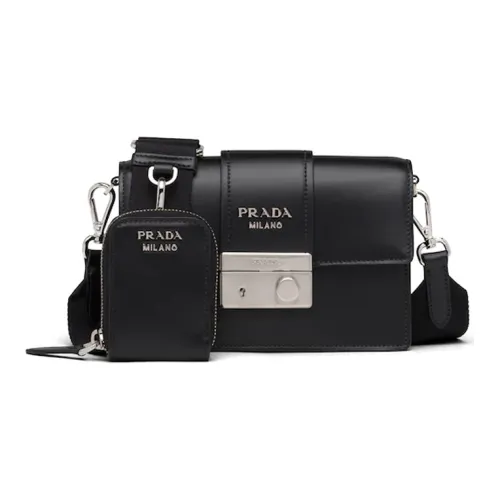 PRADA Сумки через плечо Женские