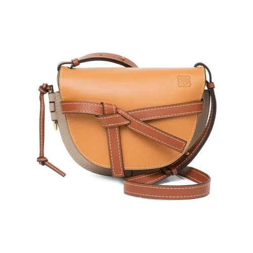 LOEWE Gate Сумки через плечо Женские