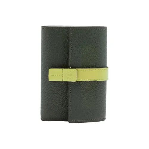 LOEWE Женские кошельки