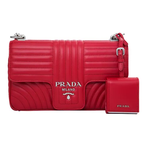 PRADA Сумки через плечо Женские